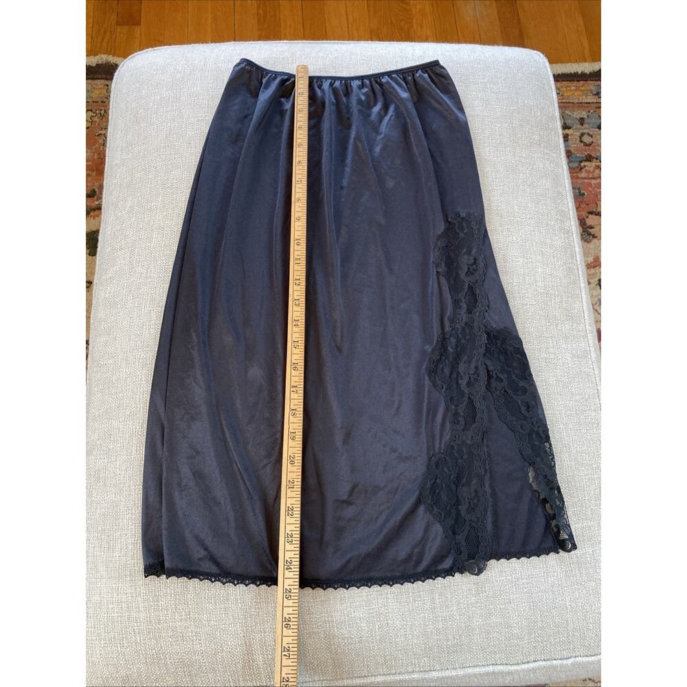 Vintage Dixie Belle Half Slip Black Anti-static Size Medium Lace Trimmed Slits - Picture 8 of 11